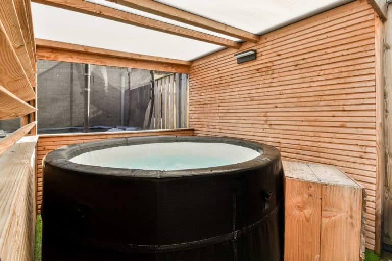 amenagement coin spa exterieur 1