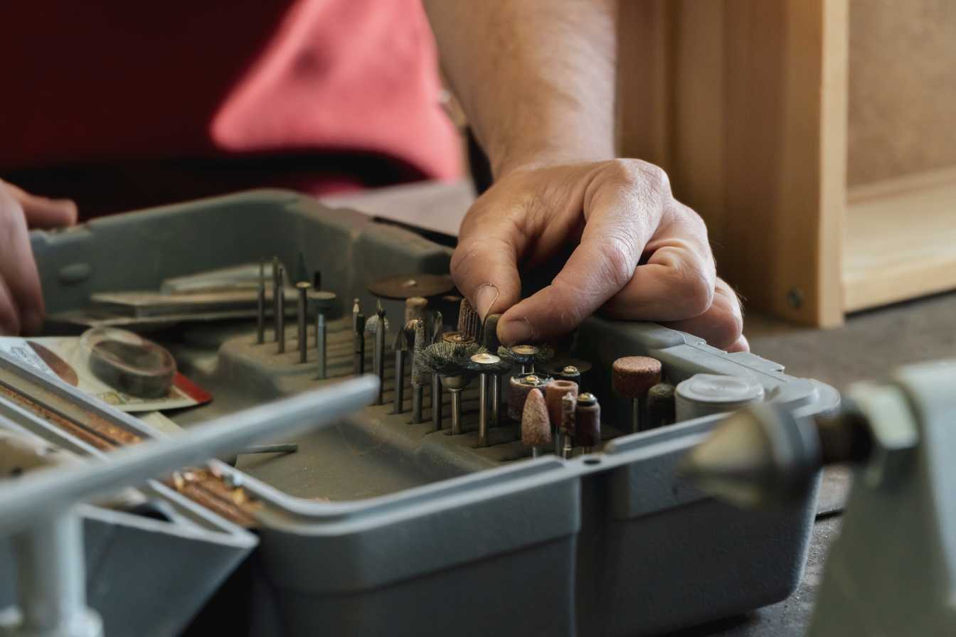 perceuse-visseuse-racetools-guide-complet-2025-pour-choisir-le-meilleur-modele-3